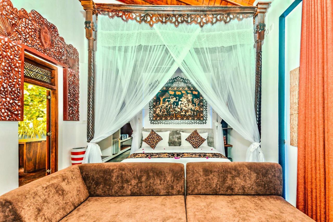 Hotel Waterland à Negombo Extérieur photo